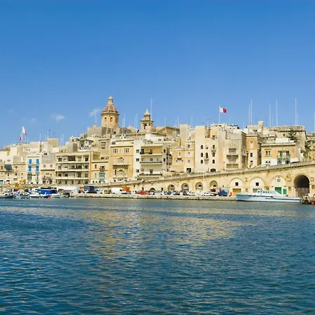 Gozitan Farmhouse With Pool - Pp 1 - Happy